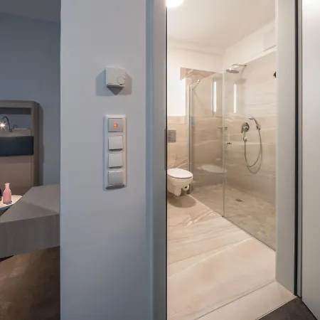 מלון Rs-hotel - Smart & Modern Brühl