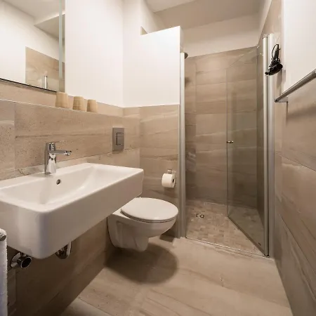 Rs-hotel - Smart & Modern מלון *
