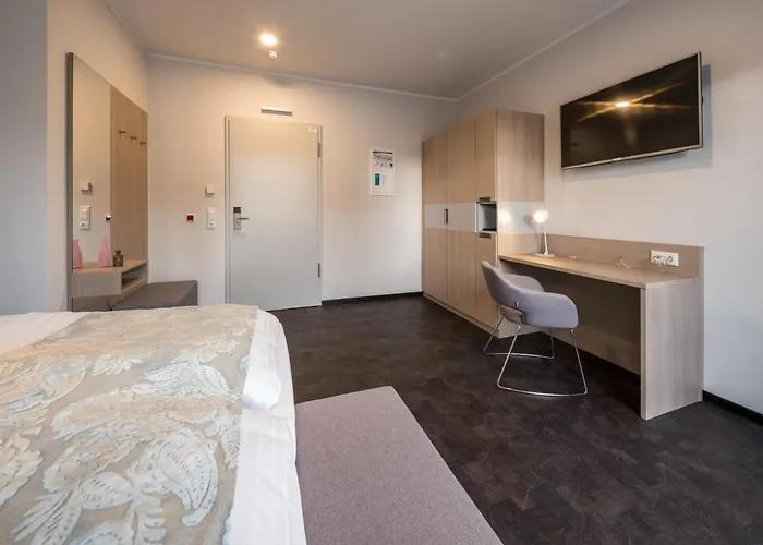 Rs-hotel - Smart & Modern Brühl